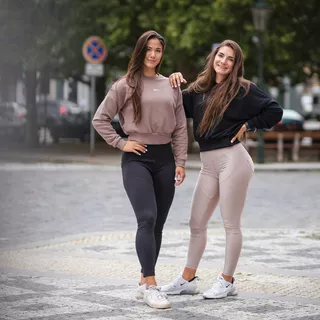 Damen Leggings mit hoher Taille Nebbia Lifting-Effekt Bubble Butt 587 - schwarz