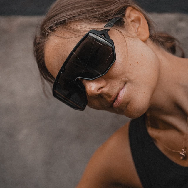 Sport-Sonnenbrille Tripoint Reschen - Matt Black Smoke /w Blue Multi Cat.3