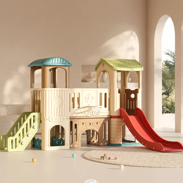 Indoor-Spielplatz inSPORTline Terkino