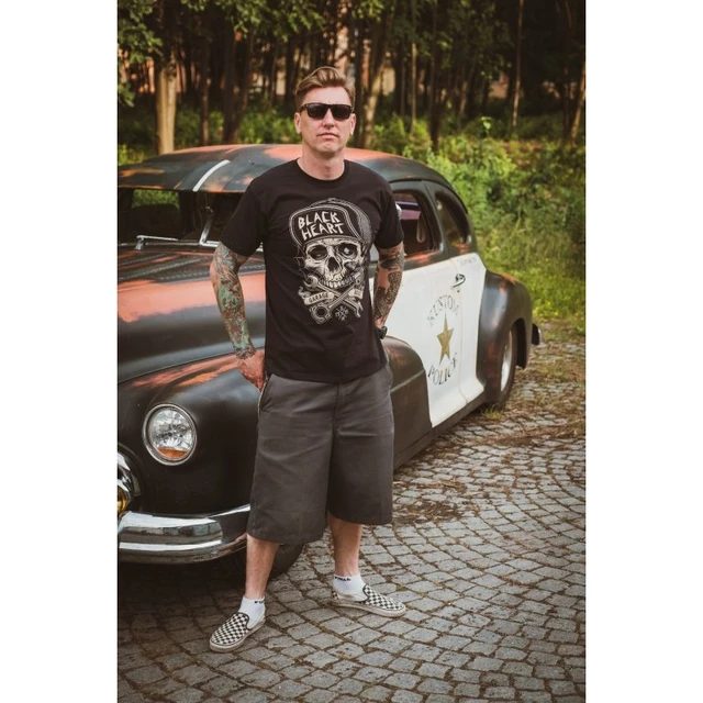 T-shirt BLACK HEART Garage gebaut - schwarz