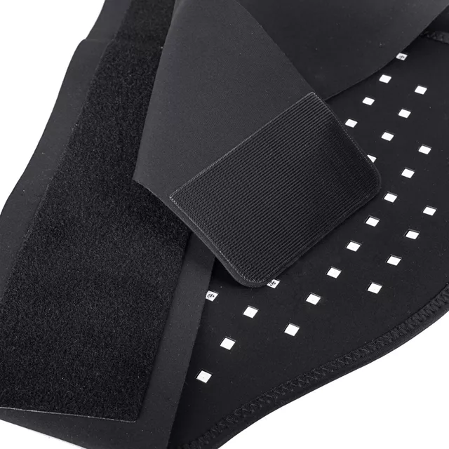 Lendengurt mit Infrarotlicht inSPORTline Ilyros