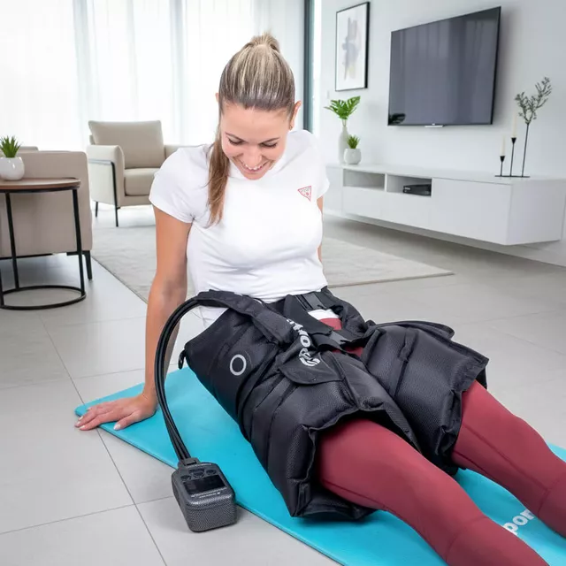 Kompressions Massage Shorts inSPORTline Complift