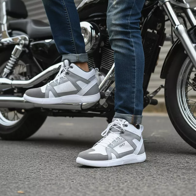 W-TEC Arimes Motorradstiefel - weiß-grau