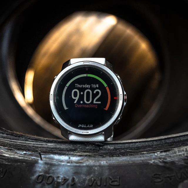 Polar Grit X Outdoor Fitnessuhr weiss - S