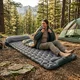 Aufblasbare Isomatte mit integrierter Pumpe inSPORTline Soultea 190x60x6 cm - grau